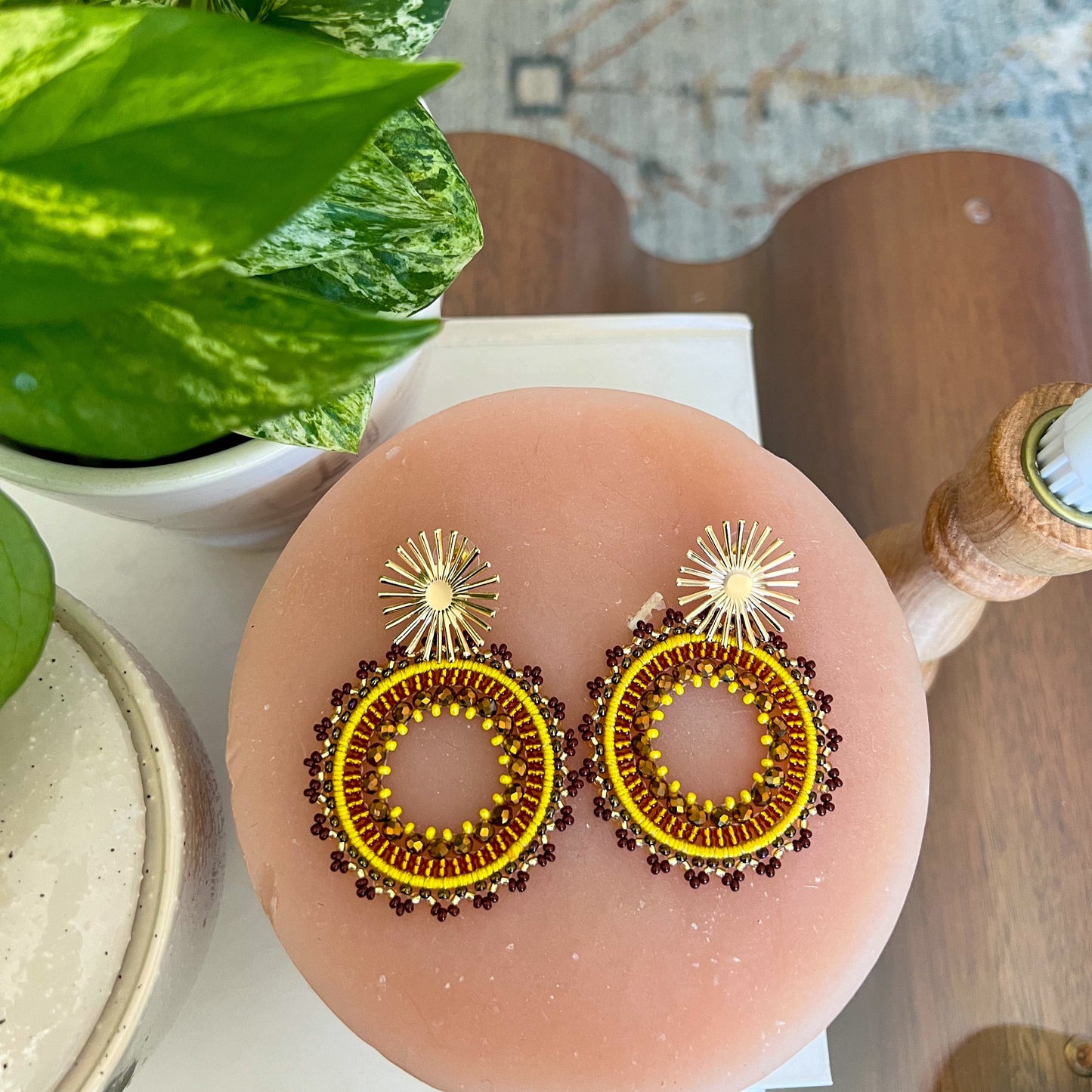 Sol y arena Earrings